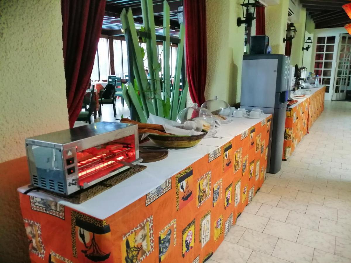 Hotel Jardin Savana Dakar Kültér fotó
