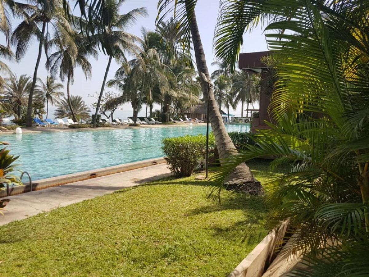 Hotel Jardin Savana Dakar Kültér fotó